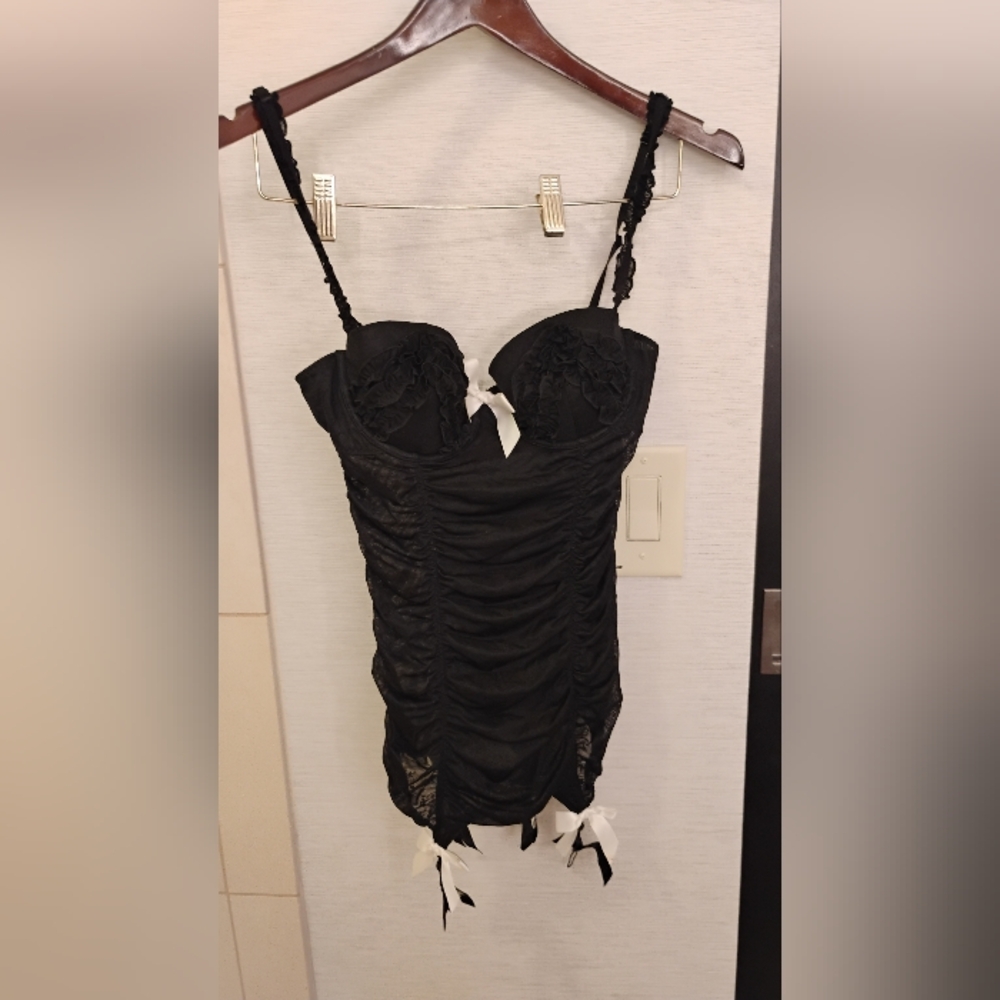 Victoria's Secret Sheer Lace Ribbon Bow Accent Bustier Top Sz 34C